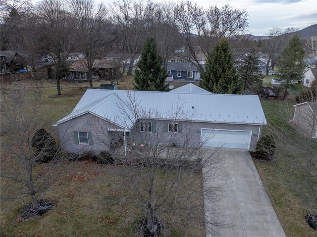 31 Club View Drive, Bath, NY 14810