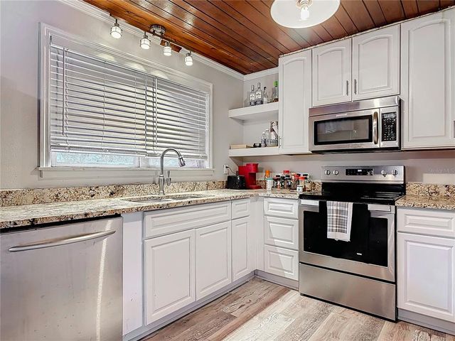 607 POWERS AVENUE, Port Orange, FL 32127
