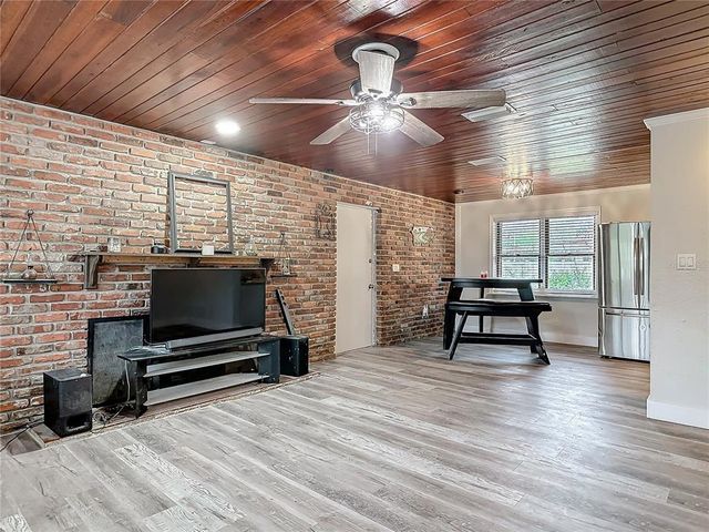 607 POWERS AVENUE, Port Orange, FL 32127