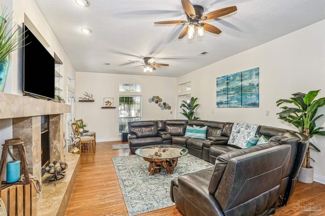 10180 Bittern Dr, Pensacola, FL 32507