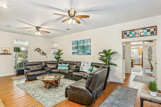 10180 Bittern Dr, Pensacola, FL 32507