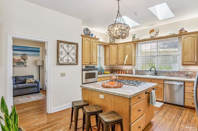 10180 Bittern Dr, Pensacola, FL 32507