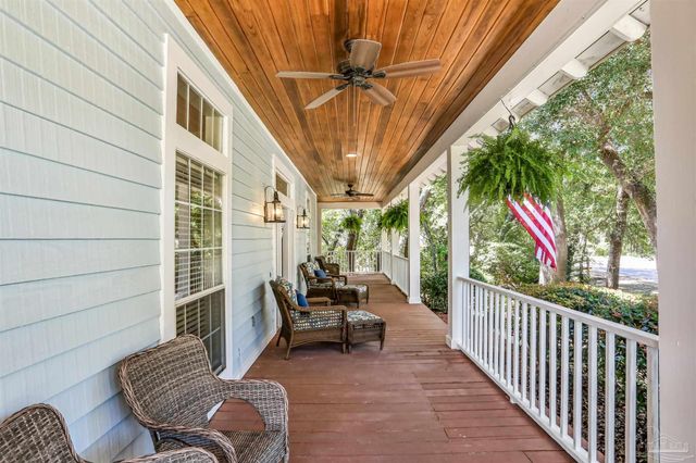 10180 Bittern Dr, Pensacola, FL 32507