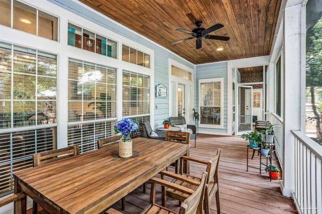 10180 Bittern Dr, Pensacola, FL 32507