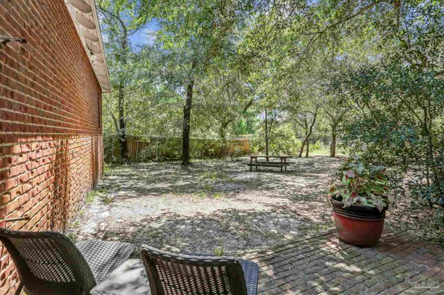 10180 Bittern Dr, Pensacola, FL 32507