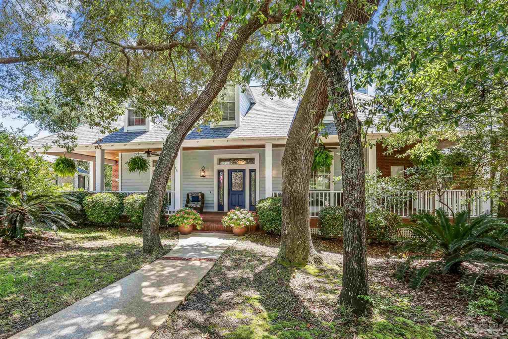 10180 Bittern Dr, Pensacola, FL 32507