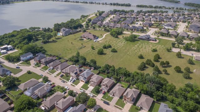 6706 Windward View Drive, Rowlett, TX 75088