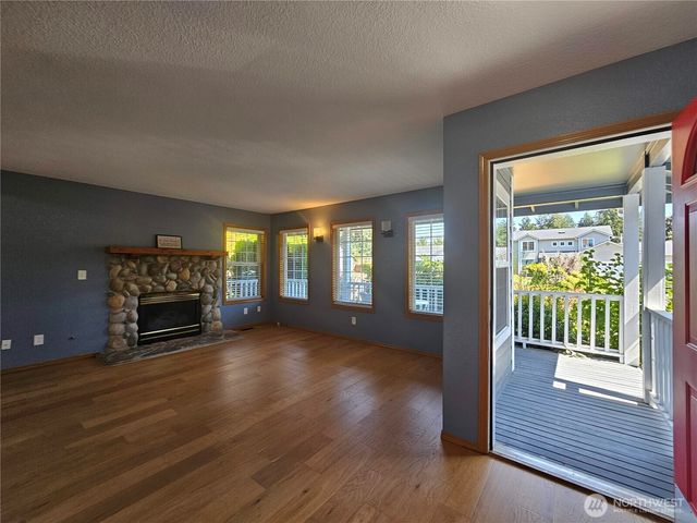 20414 2nd Avenue E, Spanaway, WA 98387