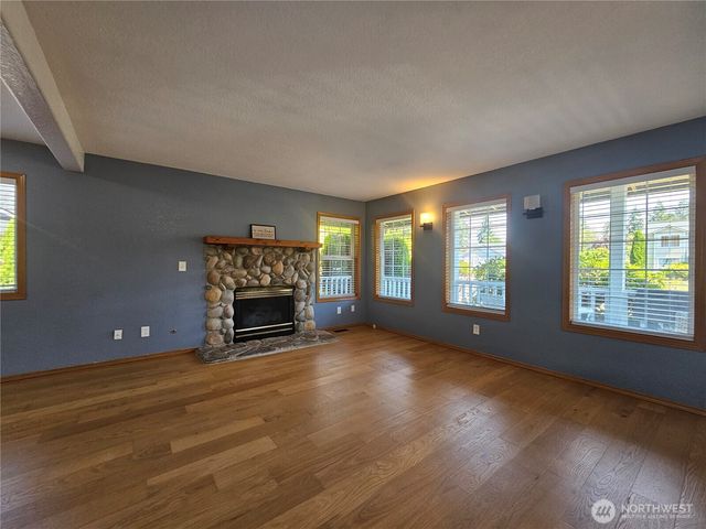 20414 2nd Avenue E, Spanaway, WA 98387