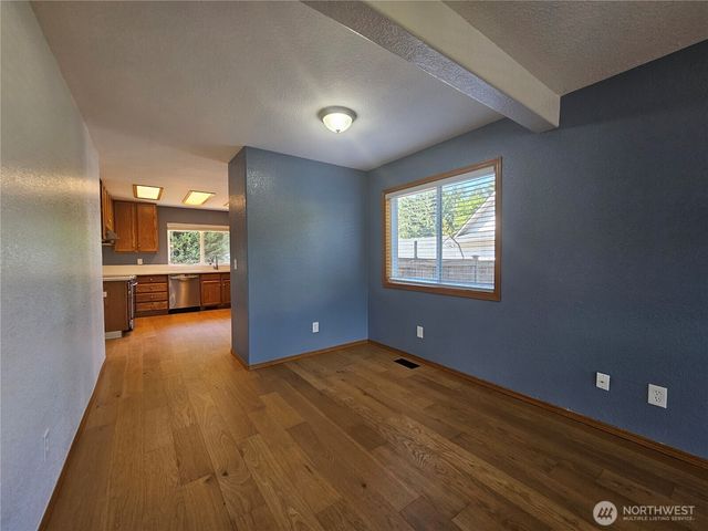 20414 2nd Avenue E, Spanaway, WA 98387