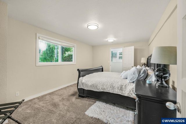 4575 Eagle Crest Rd NW, Salem, OR 97304