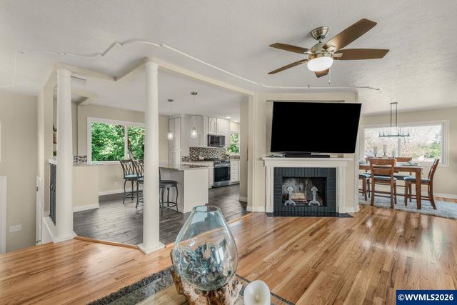 4575 Eagle Crest Rd NW, Salem, OR 97304