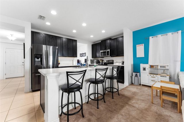 1209 STRATTON AVENUE, Groveland, FL 34736