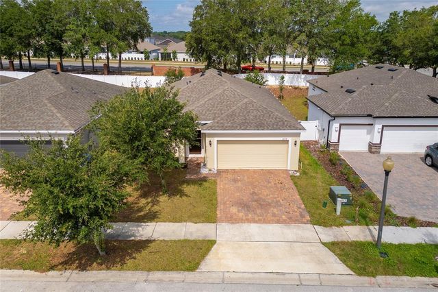 1209 STRATTON AVENUE, Groveland, FL 34736
