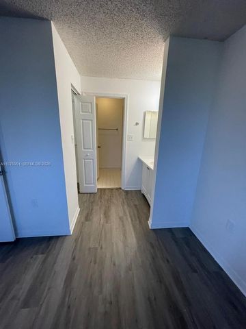 14208 Glenmoor Dr 14208, West Palm Beach, FL 33409