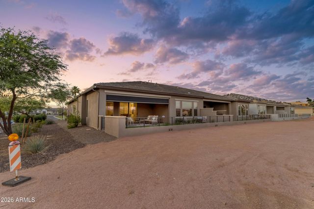 16549 W ROANOKE Avenue, Goodyear, AZ 85395
