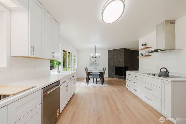 3828 Harbel Drive NE, Bremerton, WA 98310