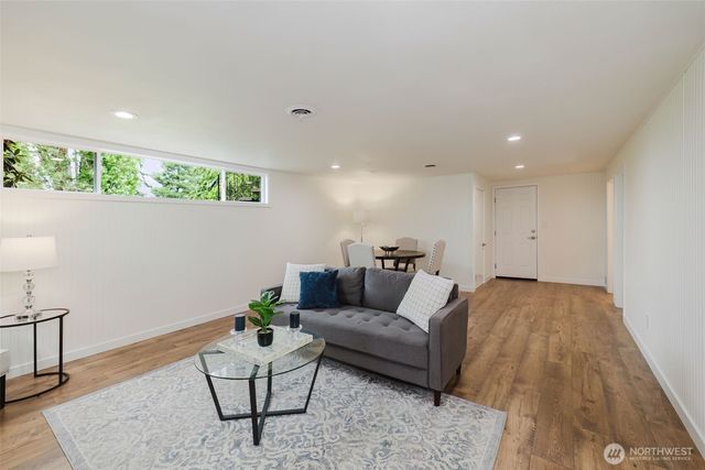 3828 Harbel Drive NE, Bremerton, WA 98310