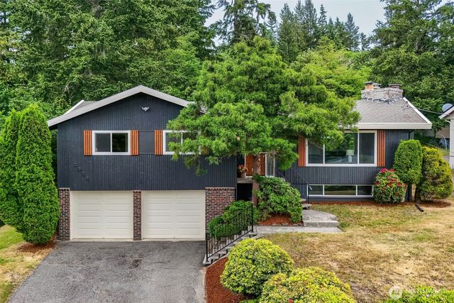 3828 Harbel Drive NE, Bremerton, WA 98310