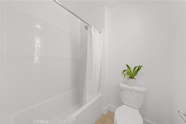 608 Chinon, Irvine, CA 92618