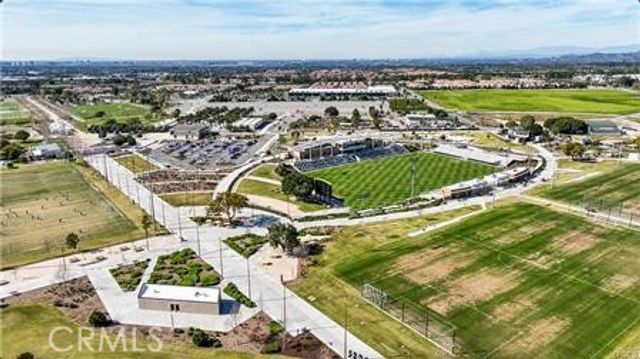 608 Chinon, Irvine, CA 92618