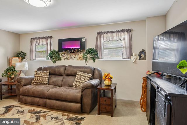 930 WAMPLER LN, Westminster, MD 21158