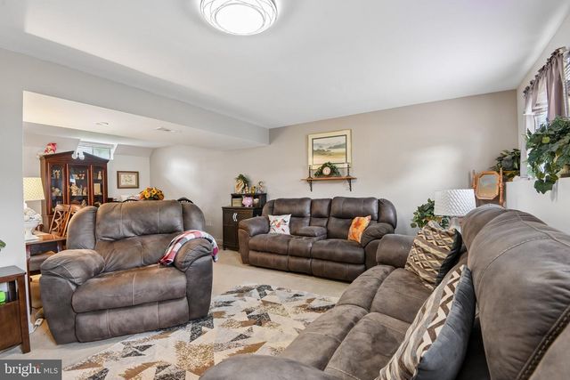 930 WAMPLER LN, Westminster, MD 21158