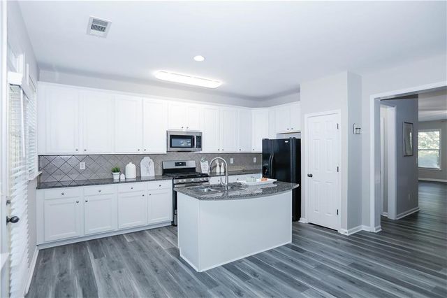708 Village Field Court, Suwanee, GA 30024