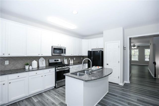 708 Village Field Court, Suwanee, GA 30024