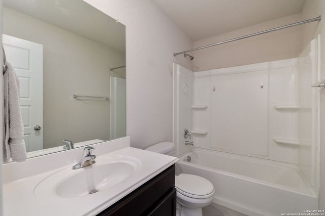 7043 Diamond, San Antonio, TX 78242