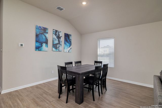 7043 Diamond, San Antonio, TX 78242