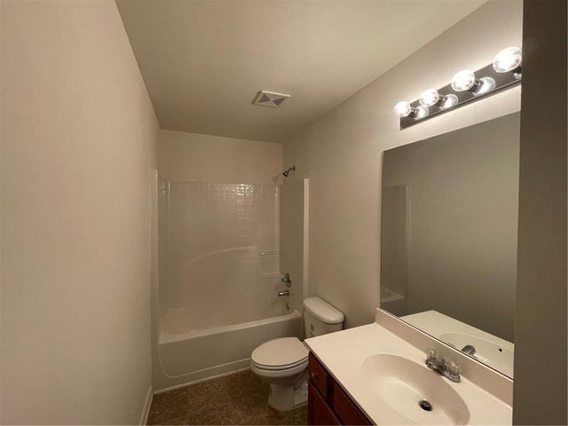 441 FERN BAY Drive SW, Atlanta, GA 30331
