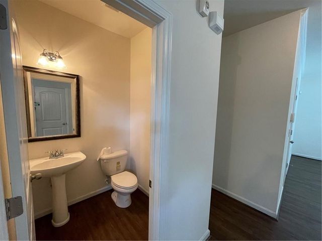 441 FERN BAY Drive SW, Atlanta, GA 30331