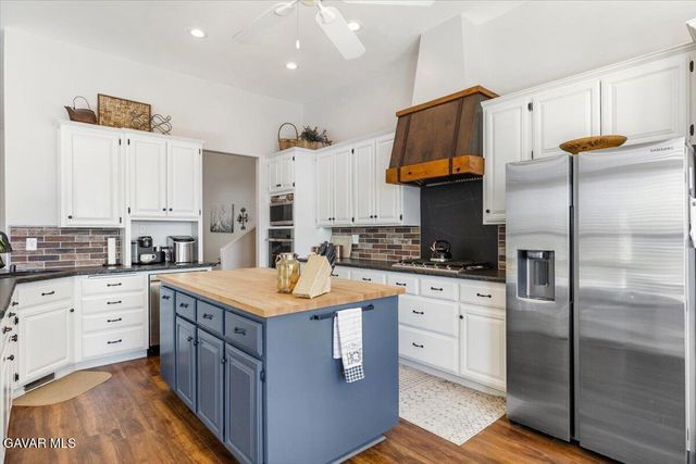 25901 Columbia Way, Tehachapi, CA 93561