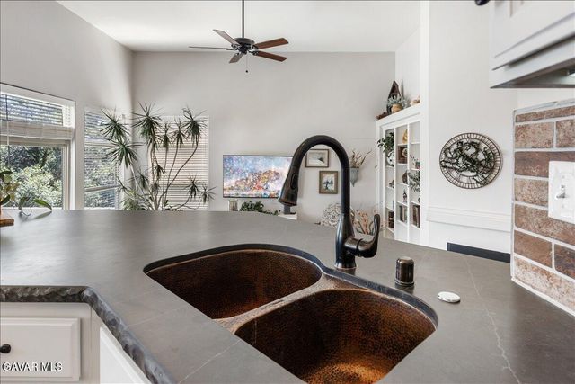 25901 Columbia Way, Tehachapi, CA 93561