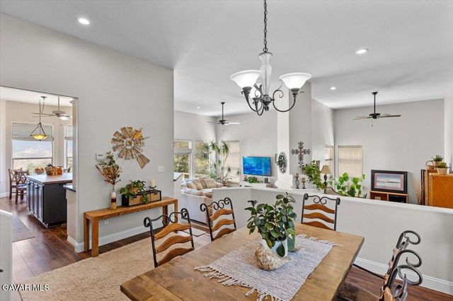 25901 Columbia Way, Tehachapi, CA 93561