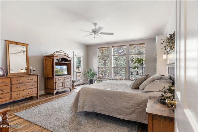 25901 Columbia Way, Tehachapi, CA 93561