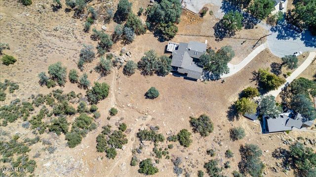 25901 Columbia Way, Tehachapi, CA 93561