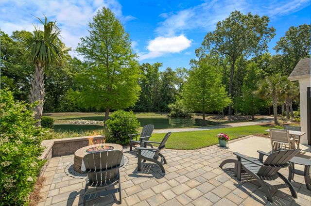2128 St Johns Woods Parkway, Johns Island, SC 29455