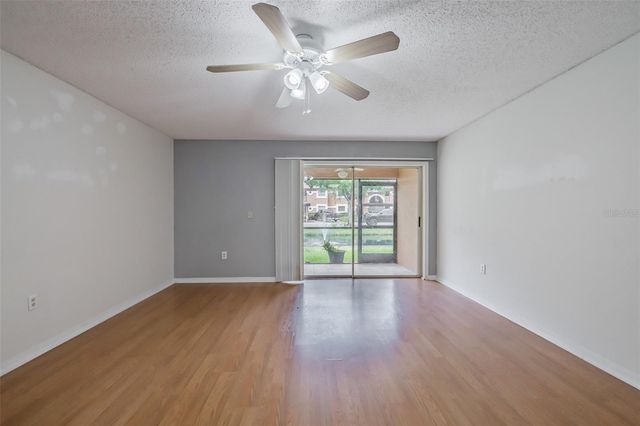 14643 PAR CLUB CIRCLE 14643, Tampa, FL 33618