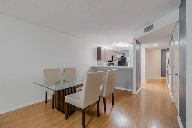 14643 PAR CLUB CIRCLE 14643, Tampa, FL 33618