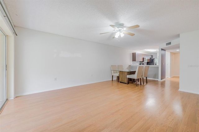 14643 PAR CLUB CIRCLE 14643, Tampa, FL 33618