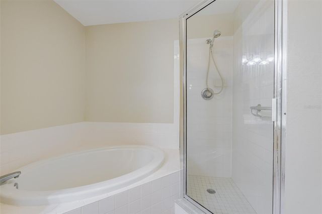 14643 PAR CLUB CIRCLE 14643, Tampa, FL 33618