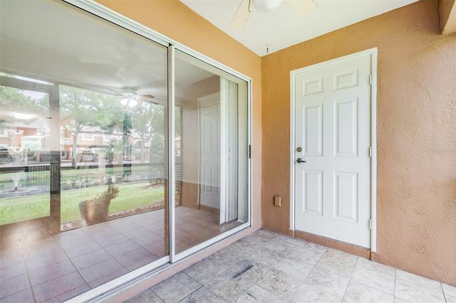 14643 PAR CLUB CIRCLE 14643, Tampa, FL 33618