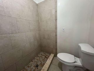 2661 NW 33rd St, Miami, FL 33142