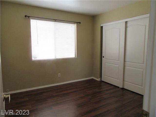 7621 ROCKFIELD Drive, Las Vegas, NV 89128