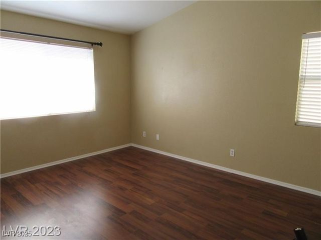 7621 ROCKFIELD Drive, Las Vegas, NV 89128