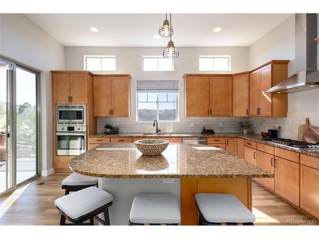 372 Castlemaine Ct, Castle Rock, CO 80104