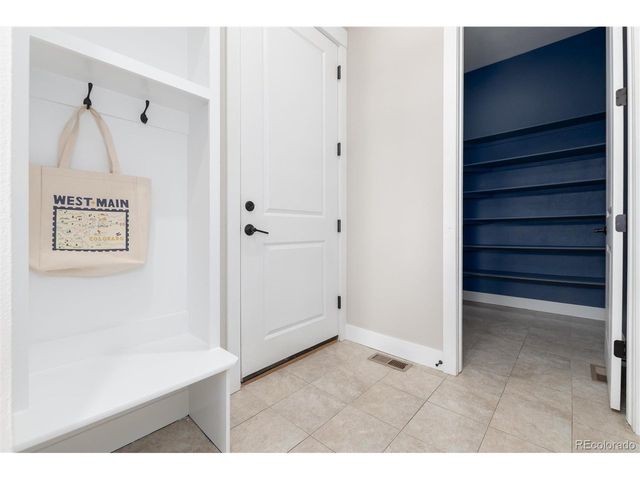 372 Castlemaine Ct, Castle Rock, CO 80104