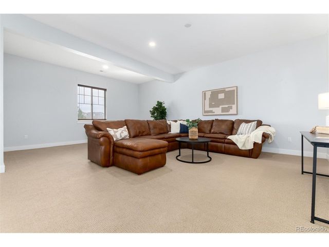 372 Castlemaine Ct, Castle Rock, CO 80104